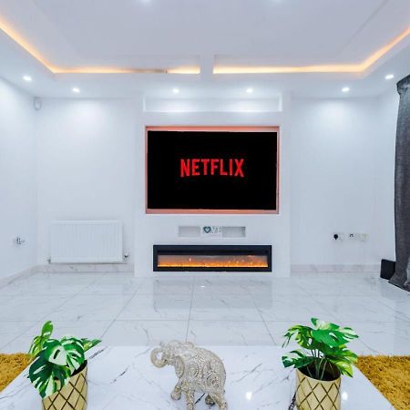 Luxury 3 Bedroom House Close To Manchester Center Exterior foto