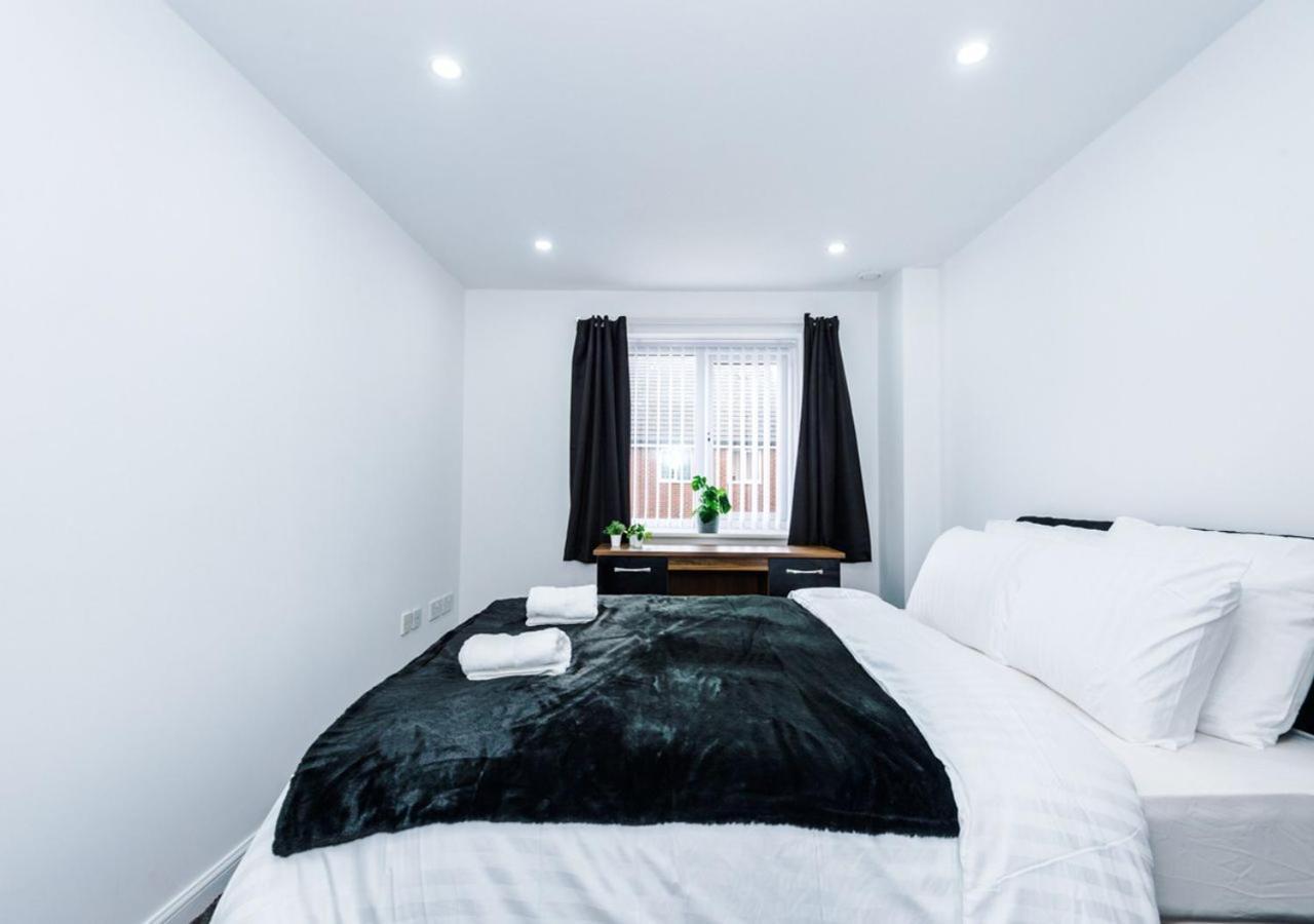 Luxury 3 Bedroom House Close To Manchester Center Exterior foto