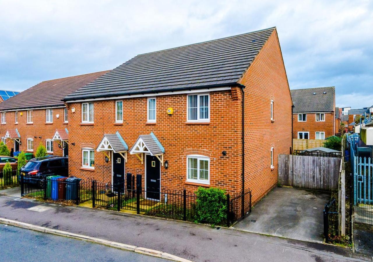 Luxury 3 Bedroom House Close To Manchester Center Exterior foto