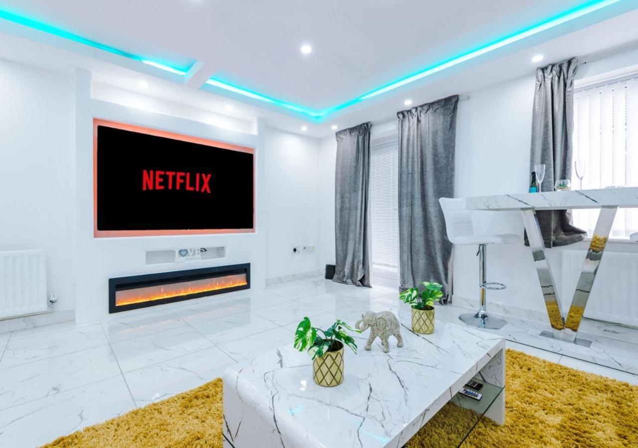 Luxury 3 Bedroom House Close To Manchester Center Exterior foto
